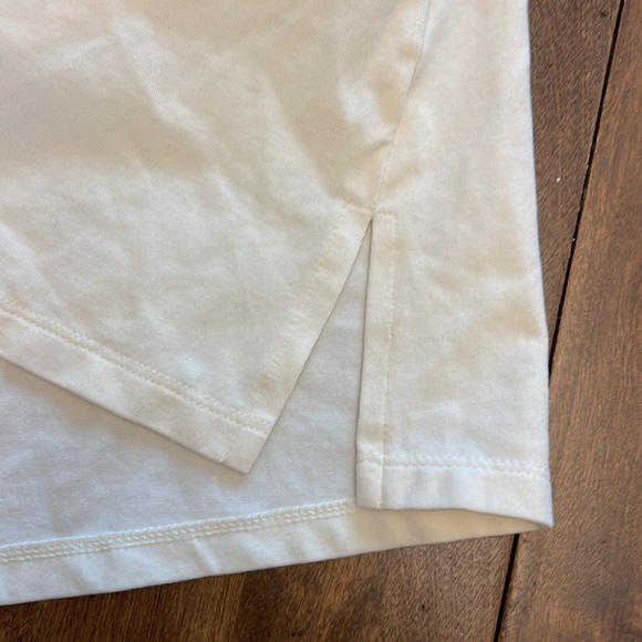 ☃️Isaac Mizrshi oversized 3/4 sleeves soft cream top - Picture 7 of 11